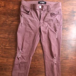 Purple stretchy begging